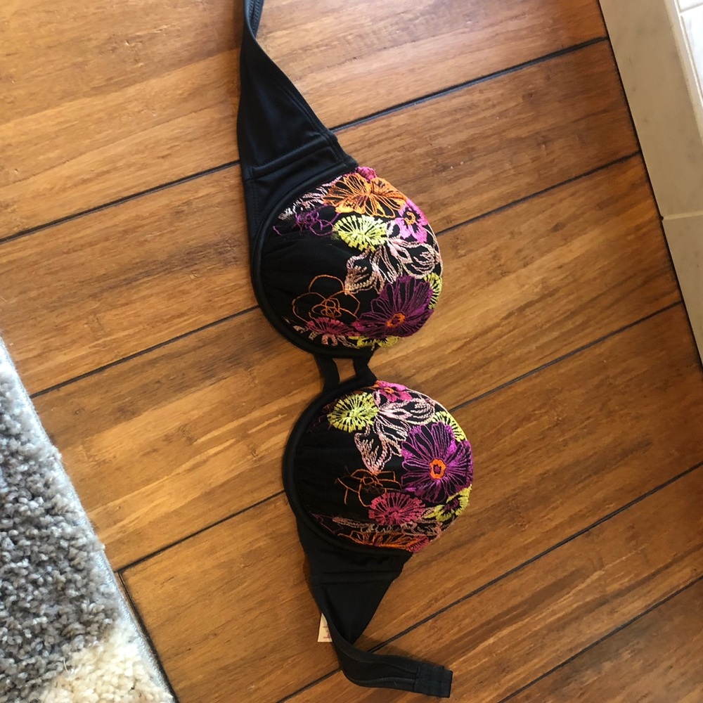 Bikini top